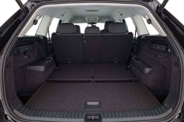 Skoda Kodiaq 1.5 TSI mHEV 110 kW Selection DSG Selection, 7-Sitzer, AHK, Navi, Side, Kamera, Winter, 4 J.- Garantie 