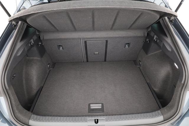 Cupra Formentor VZ 2.0 TSI DSG, LED, AHK, Navi, Kamera, ACC, Side, 19-Zoll 