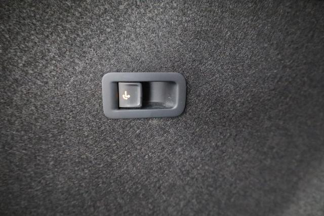 Cupra Formentor VZ 2.0 TSI DSG, LED, AHK, Navi, Kamera, ACC, Side, 19-Zoll 