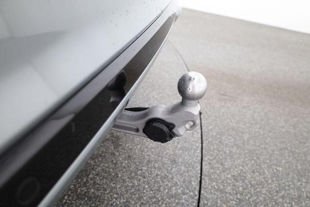 Ford Kuga Hybrid ST-Line X 2.5 FHEV 4x4 X, AHK, Navi, AreaView, Sound, Side, el. Klappe, Winter, 5 J.-Garantie 