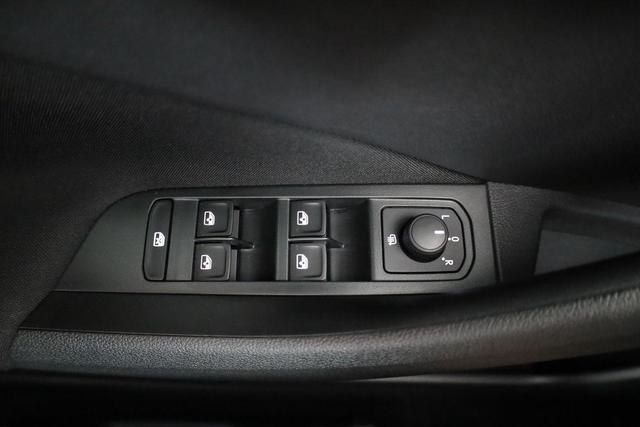 Skoda Kamiq Selection 1.5 TSI DSG Selection, LED, Kamera, Winter, 16-Zoll 