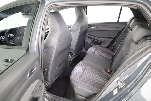 Volkswagen Golf 2.0 TSI 150 kW 4Motion R-Line VIII DSG 4M R-LINE, AHK, LED-Plus, 18-Zoll, Side, Kamera, Winter, 3 J.-Garantie 