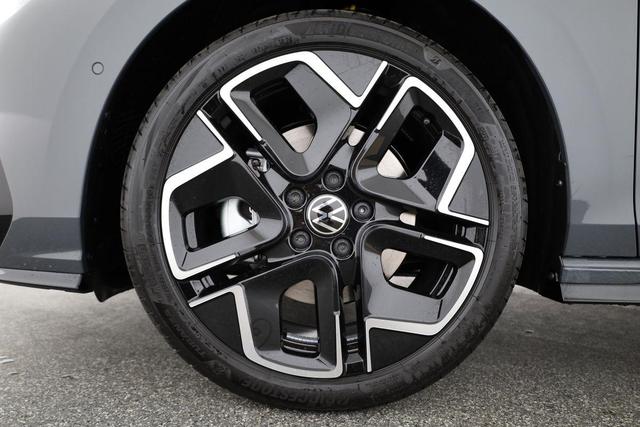 Volkswagen Golf 2.0 TSI 150 kW 4Motion R-Line VIII DSG 4M R-LINE, AHK, LED-Plus, 18-Zoll, Side, Kamera, Winter, 3 J.-Garantie 