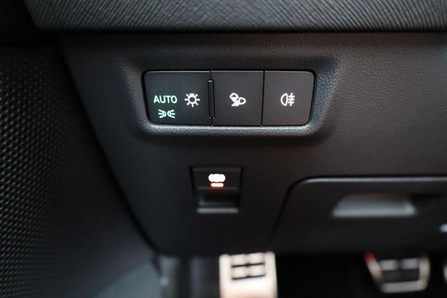 Skoda Kodiaq 1.5 TSI mHEV 110 kW Sportline DSG Sportline, AHK, Navi, Matrix, el. Klappe, Side, Winter, 19-Zoll 