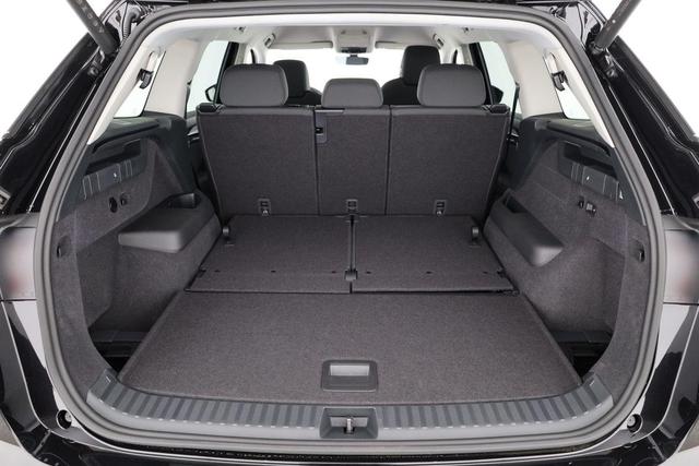 Skoda Kodiaq 2.0 TDI 110 kW Selection DSG Selection, 7-Sitzer, AHK, Navi, Kamera, Side, Winter 