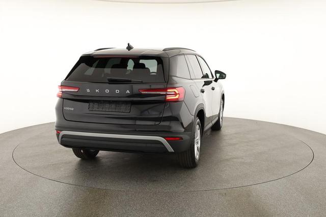 Skoda Kodiaq 2.0 TDI 110 kW Selection DSG Selection, 7-Sitzer, AHK, Navi, Kamera, Side, Winter 