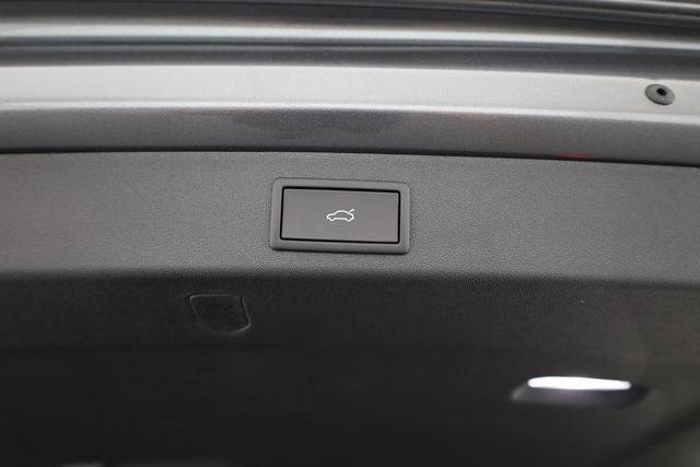Skoda Kodiaq 2.0 TDI 110 kW Sportline DSG Sportline, 7-Sitzer, AHK, Navi, Matrix, Kamera, Side, el. Klappe, 19-Zoll 