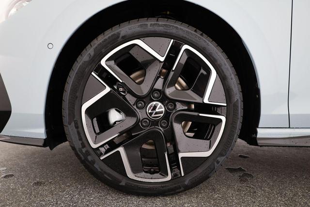 Volkswagen Golf 2.0 TSI 150 kW 4Motion R-Line VIII DSG 4M R-LINE, LED-Plus, 18-Zoll, Side, Kamera, Winter, 3 J.-Garantie 