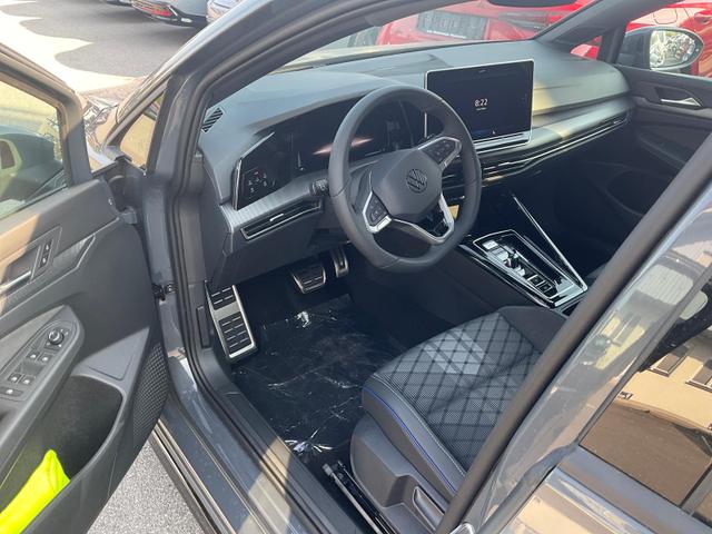 Volkswagen Golf - 2.0 TSI 150 kW 4Motion R-Line VIII DSG 4M R-LINE, LED-Plus, 18-Zoll, Side, Kamera, Winter, 3 J.-Garantie