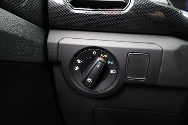 Volkswagen T-Cross 1.0 TSI 85 kW Life DSG Life, AHK, IQ.Light, Kamera, ACC, Side, Winter, 17-Zoll 