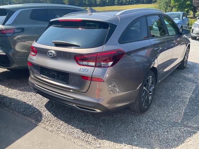 Hyundai i30 Kombi Edition 30+ Mild-Hybrid 1.5 T-GDI 30, Navi, Kamera, Winter, 16-Zoll 