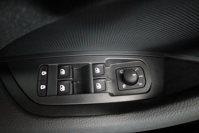 Skoda Kodiaq 2.0 TDI 110 kW Selection DSG Selection, AHK, Navi, Kamera, Side, Winter 