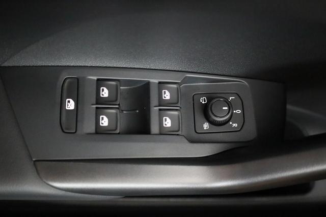 Volkswagen T-Cross 1.0 TSI 85 kW Life DSG Life, AHK, IQ.Light, Kamera, Side, ACC, Winter, 17-Zoll 