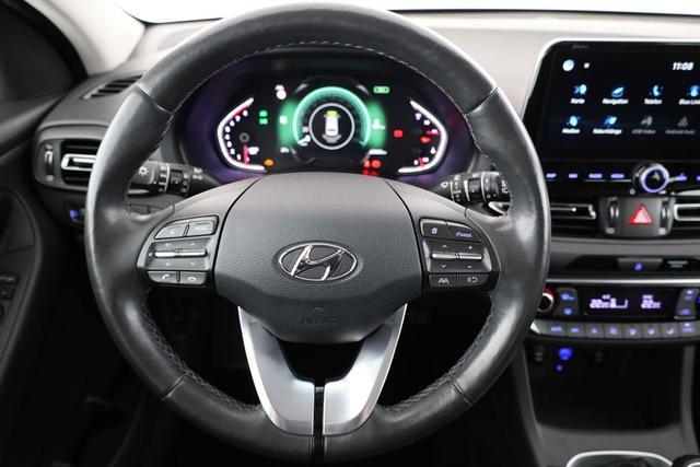 Hyundai i30 Kombi Edition 30+ Mild-Hybrid 1.5 T-GDI 30, Navi, Kamera, Winter, 16-Zoll 