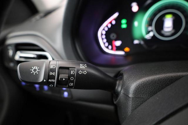 Hyundai i30 Kombi Edition 30+ Mild-Hybrid 1.5 T-GDI 30, Navi, Kamera, Winter, 16-Zoll 