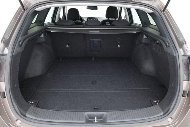 Hyundai i30 Kombi Edition 30+ Mild-Hybrid 1.5 T-GDI 30, Navi, Kamera, Winter, 16-Zoll 