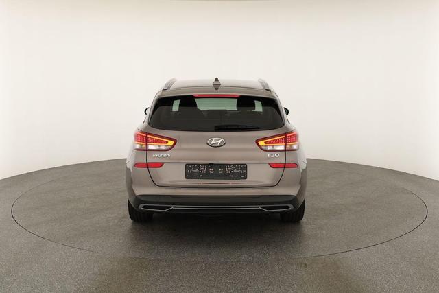 Hyundai i30 Kombi Edition 30+ Mild-Hybrid 1.5 T-GDI 30, Navi, Kamera, Winter, 16-Zoll 