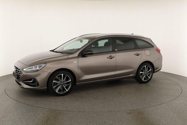 Hyundai i30 Kombi Edition 30+ Mild-Hybrid 1.5 T-GDI 30, Navi, Kamera, Winter, 16-Zoll 