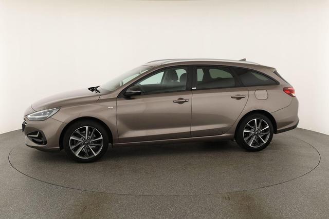 Hyundai i30 Kombi Edition 30+ Mild-Hybrid 1.5 T-GDI 30, Navi, Kamera, Winter, 16-Zoll 
