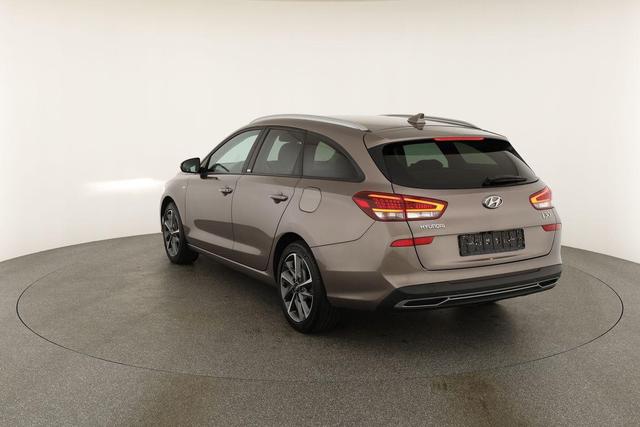 Hyundai i30 Kombi Edition 30+ Mild-Hybrid 1.5 T-GDI 30, Navi, Kamera, Winter, 16-Zoll 