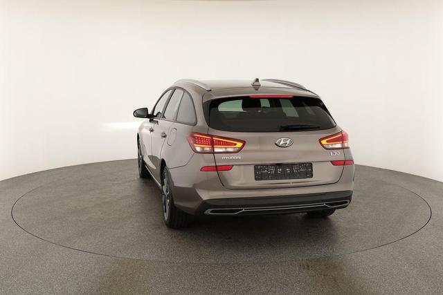 Hyundai i30 Kombi Edition 30+ Mild-Hybrid 1.5 T-GDI 30, Navi, Kamera, Winter, 16-Zoll 