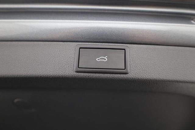 Skoda Octavia Combi 2.0 TDI 110 kW Sportline DSG Sportline, AHK, Navi, Matrix, Side, Kamera, Winter, 5 J.-Garantie 