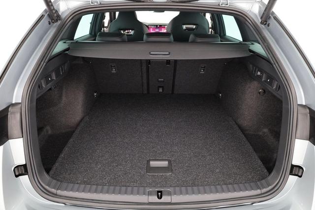 Skoda Octavia Combi 2.0 TDI 110 kW Sportline DSG Sportline, AHK, Navi, Matrix, Side, Kamera, Winter, 5 J.-Garantie 