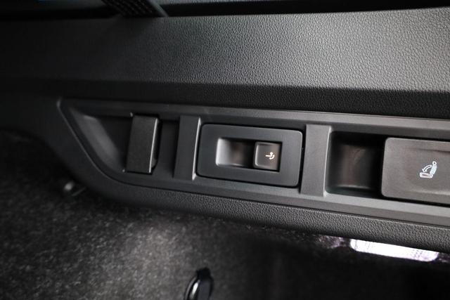 Skoda Octavia Combi 2.0 TDI 110 kW Sportline DSG Sportline, AHK, Navi, Matrix, Side, Kamera, Winter, 5 J.-Garantie 
