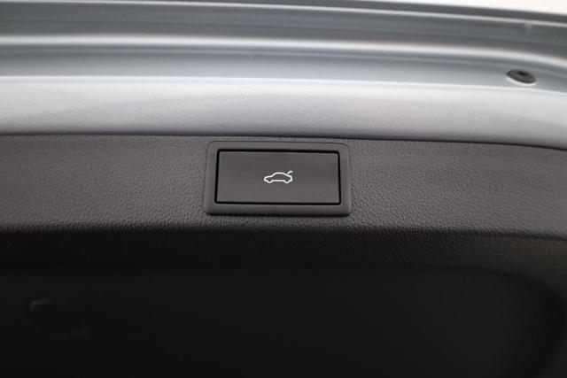 Skoda Octavia Combi 2.0 TDI 110 kW Sportline DSG Sportline, AHK, Navi, Matrix, Side, Kamera, Winter, 5 J.-Garantie 
