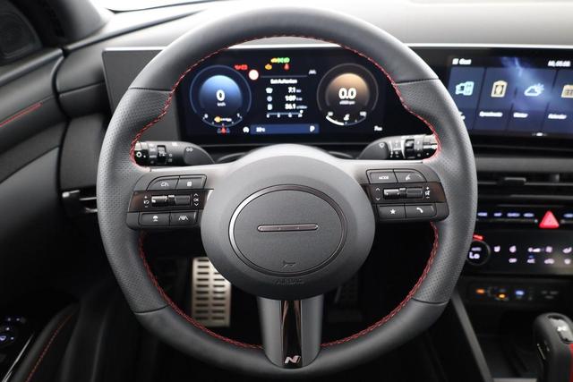 Hyundai TUCSON N Line 2WD 1.6 T-GDI DCT N-LINE, AHK, el. Klappe, Navi, Kamera, Side, Winter 