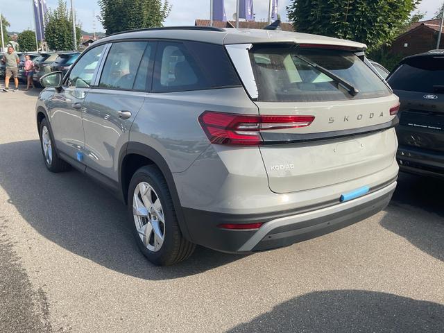 Skoda Kodiaq 2.0 TDI 110 kW Selection DSG Selection, 7-Sitzer, AHK, Navi, Side, Kamera, Winter, 4 J.-Garantie 