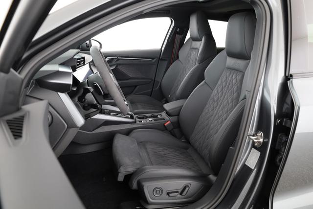 Audi RS3 Sportback 2.5 294 kW TFSI quattro quattro, Pano, SONOS, Matrix, Sportabgas, Side, 5 J.-Garantie 
