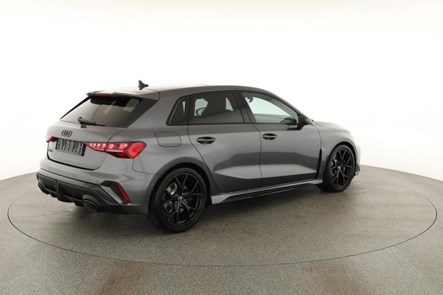Audi RS3 Sportback 2.5 294 kW TFSI quattro quattro, Pano, SONOS, Matrix, Sportabgas, Side, 5 J.-Garantie 