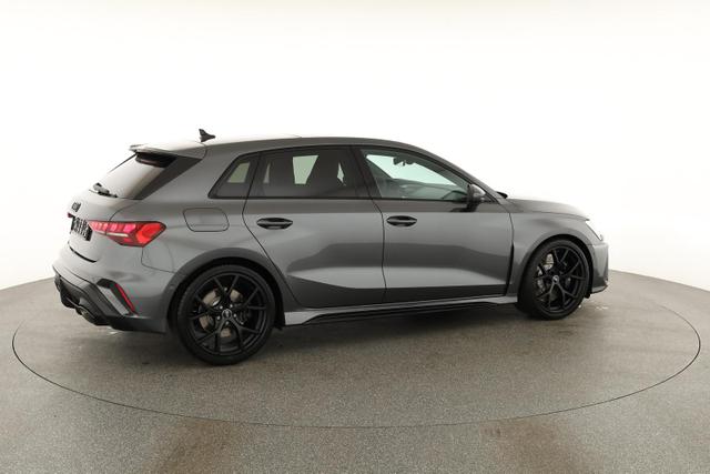 Audi RS3 Sportback 2.5 294 kW TFSI quattro quattro, Pano, SONOS, Matrix, Sportabgas, Side, 5 J.-Garantie 