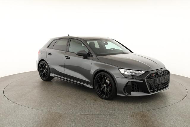 Audi RS3 Sportback 2.5 294 kW TFSI quattro quattro, Pano, SONOS, Matrix, Sportabgas, Side, 5 J.-Garantie 