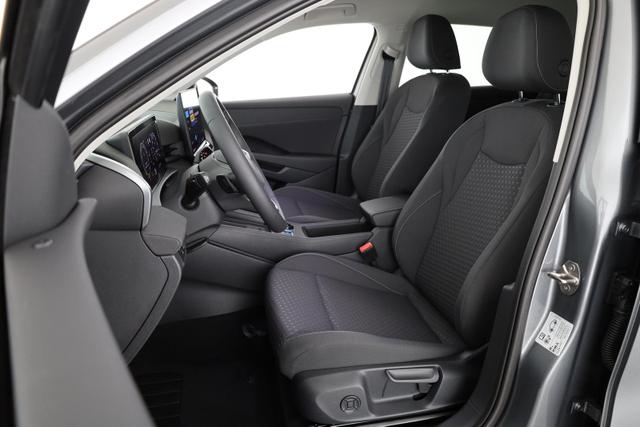Volkswagen T-Roc 1.5 eTSI 110 kW Life DSG Life, neues Modell, LED, Kamera, Side, Winter, 17-Zoll 