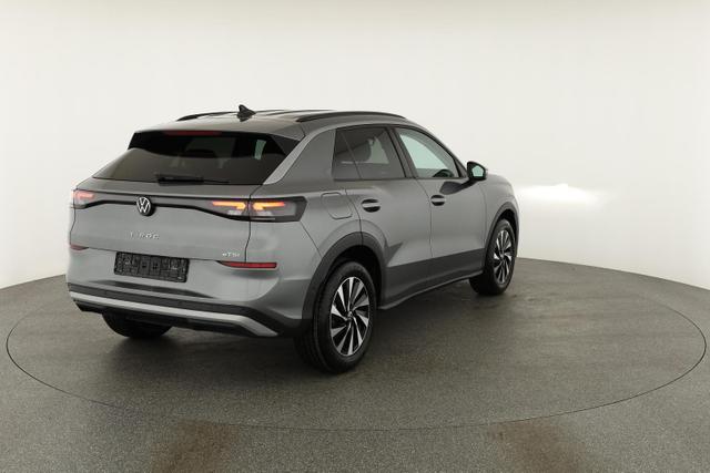 Volkswagen T-Roc 1.5 eTSI 110 kW Life DSG Life, neues Modell, LED, Kamera, Side, Winter, 17-Zoll 