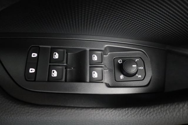 Skoda Kodiaq 1.5 TSI mHEV 110 kW Selection DSG Selection, 7-Sitzer, AHK, Navi, Side, Kamera, Winter, 4 J.- Garantie 