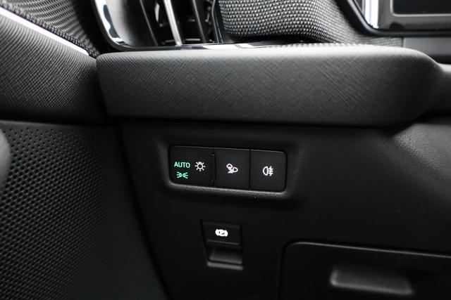 Skoda Kodiaq 1.5 TSI mHEV 110 kW Selection DSG Selection, 7-Sitzer, AHK, Navi, Side, Kamera, Winter, 4 J.- Garantie 