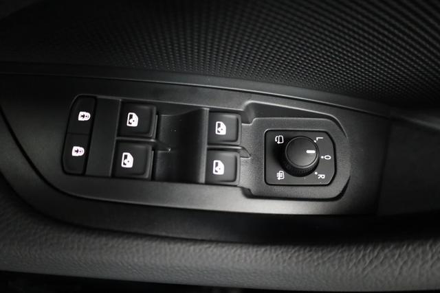Skoda Kodiaq 2.0 TDI 110 kW Selection DSG Selection, AHK, Navi, Side, Kamera, Winter, 4 J.-Garantie 