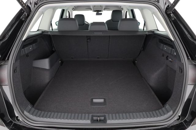 Skoda Kodiaq 2.0 TDI 110 kW Selection DSG Selection, AHK, Navi, Side, Kamera, Winter, 4 J.-Garantie 