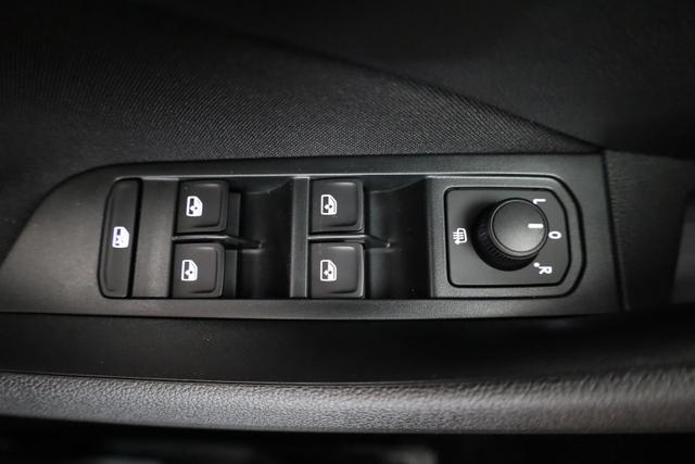 Skoda Kamiq Selection 1.5 TSI DSG Selection, AHK, LED, Kamera, Winter, 16-Zoll, 4. J-Garantie 
