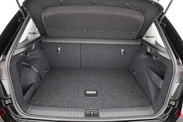 Skoda Kamiq Selection 1.5 TSI DSG Selection, AHK, LED, Kamera, Winter, 16-Zoll, 4. J-Garantie 