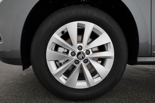 Skoda Kamiq Selection 1.5 TSI DSG Selection, AHK, LED, Kamera, Winter, 16-Zoll, 4. J-Garantie 