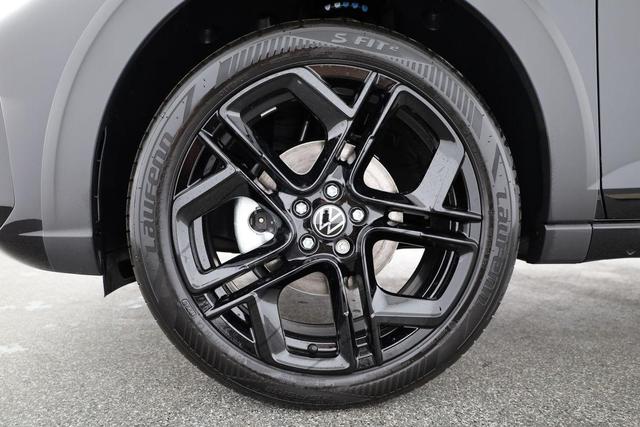 Volkswagen Taigo R-Line 1.5 TSI DSG R-LINE, AHK, Navi, IQ.Light, Kamera, ACC, Winter 