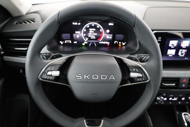 Skoda Kamiq Selection 1.5 TSI DSG Selection, AHK, LED, Kamera, Winter, 16-Zoll, 4.J-Garantie 