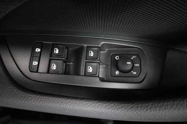 Skoda Kodiaq 1.5 TSI mHEV 110 kW Selection DSG Selection, 7-Sitzer, AHK, Navi, Side, Kamera, Winter, 4 J.- Garantie 