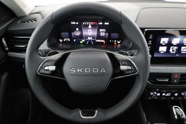 Skoda Kamiq Selection 1.5 TSI DSG Selection, LED, Kamera, Winter, 16-Zoll, 4. J-Garantie 