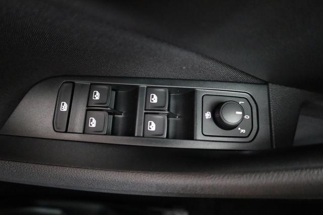 Skoda Kamiq Selection 1.5 TSI DSG Selection, LED, Kamera, Winter, 16-Zoll, 4.J-Garanite 