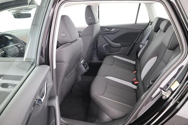 Skoda Kamiq Selection 1.5 TSI DSG Selection, LED, Kamera, Winter, 16-Zoll, 4.J-Garanite 